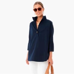 Navy Willow Blouse
TUCKERNUCK